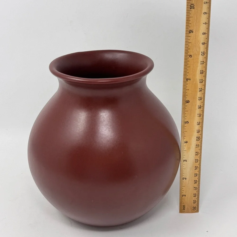 Pottery Barn Portugal Ceramic Vase – Red Brown